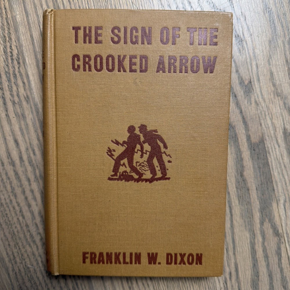 Hardy‎ Boys THE SIGN OF THE CROOKED ARROW Franklin W. Dixon Vintage 1949